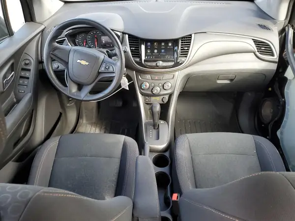 3GNCJKSB5JL364169 2018 CHEVROLET TRAX - Image 8