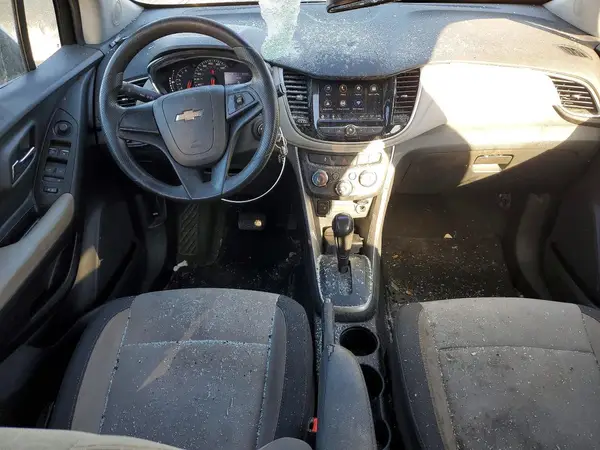 3GNCJKSB5JL416397 2018 CHEVROLET TRAX - Image 8