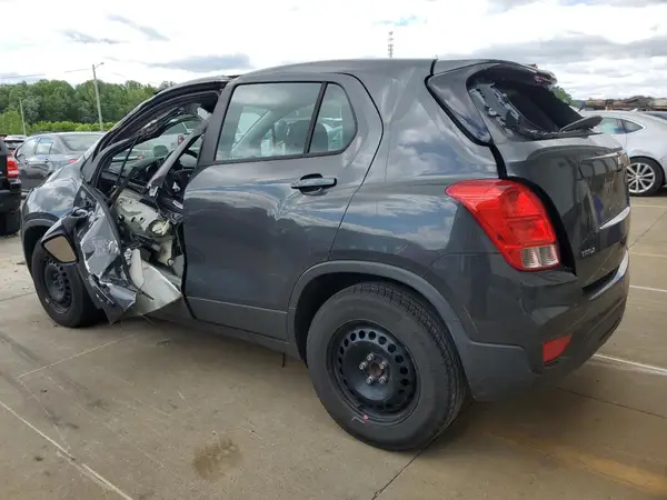 3GNCJKSB5KL114416 2019 CHEVROLET TRAX - Image 2