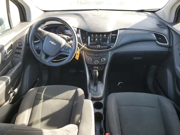 3GNCJKSB5KL131474 2019 CHEVROLET TRAX - Image 8