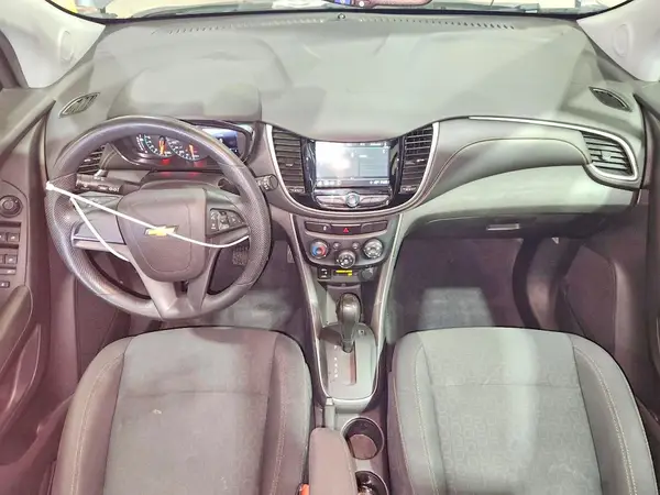 3GNCJKSB5KL152745 2019 CHEVROLET TRAX - Image 8
