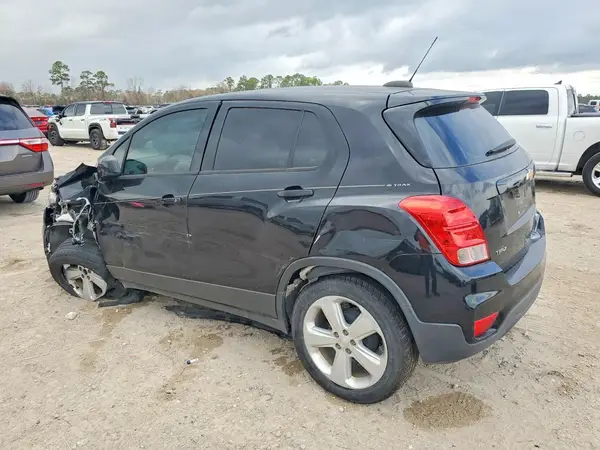 3GNCJKSB5KL156004 2019 CHEVROLET TRAX - Image 2