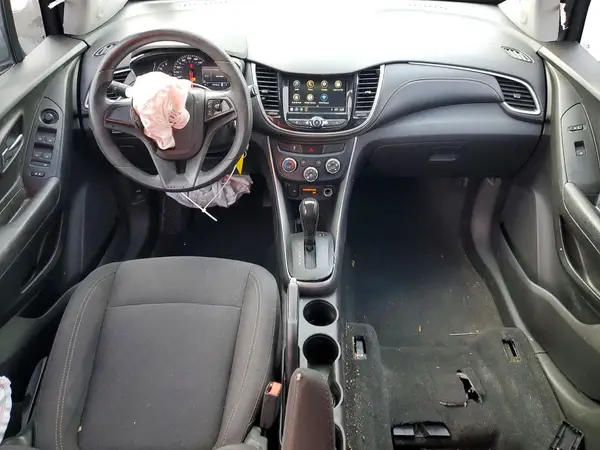 3GNCJKSB5KL156004 2019 CHEVROLET TRAX - Image 8