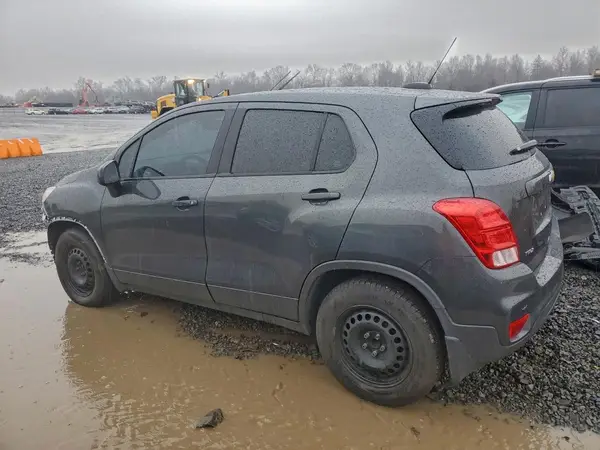 3GNCJKSB5KL161803 2019 CHEVROLET TRAX - Image 2