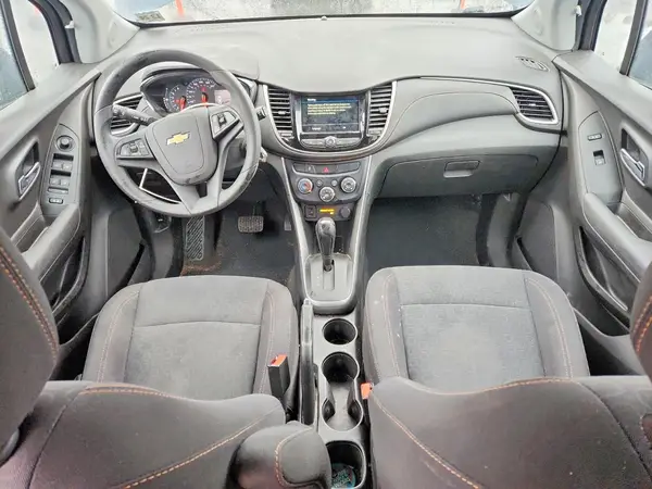 3GNCJKSB5KL213821 2019 CHEVROLET TRAX - Image 8