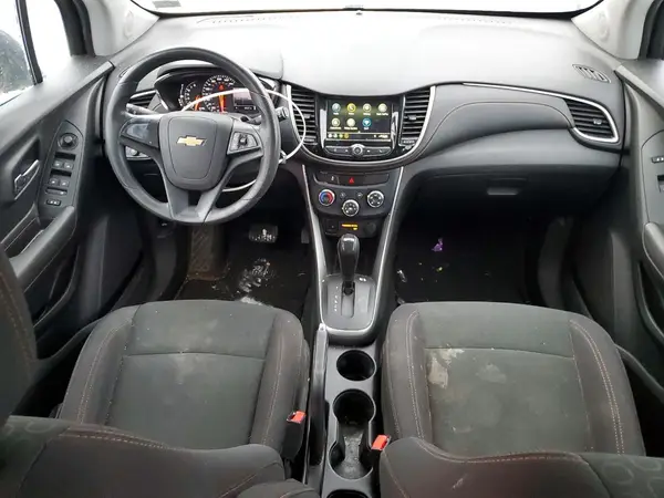 3GNCJKSB5KL215455 2019 CHEVROLET TRAX - Image 8