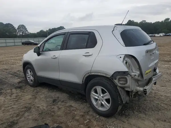 3GNCJKSB5KL216699 2019 CHEVROLET TRAX - Image 2