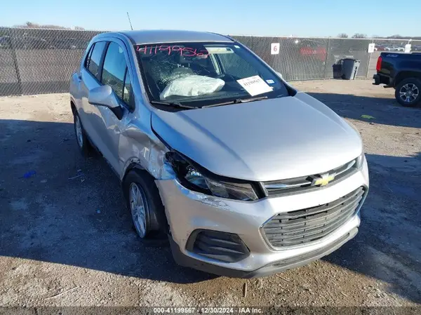 3GNCJKSB5KL218159 2019 CHEVROLET TRAX - Image 1