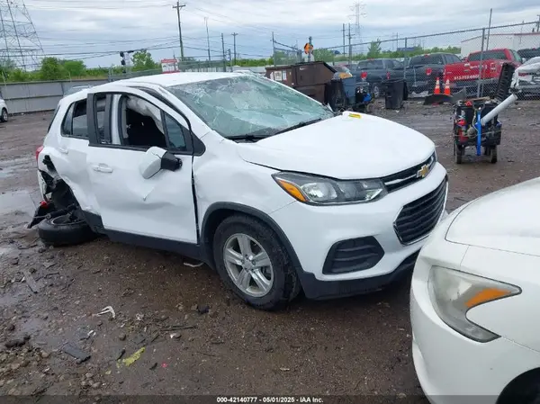 3GNCJKSB5KL220090 2019 CHEVROLET TRAX - Image 1