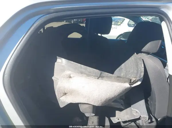 3GNCJKSB5KL224608 2019 CHEVROLET TRAX - Image 8
