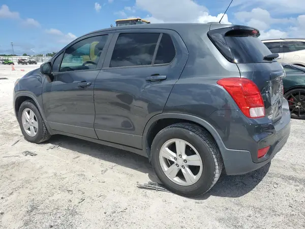 3GNCJKSB5KL256376 2019 CHEVROLET TRAX - Image 2