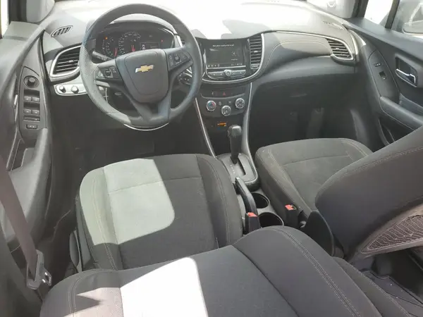 3GNCJKSB5KL256376 2019 CHEVROLET TRAX - Image 8