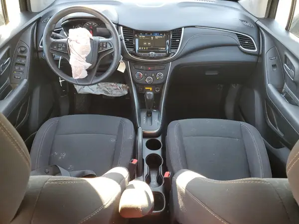 3GNCJKSB5KL297638 2019 CHEVROLET TRAX - Image 8