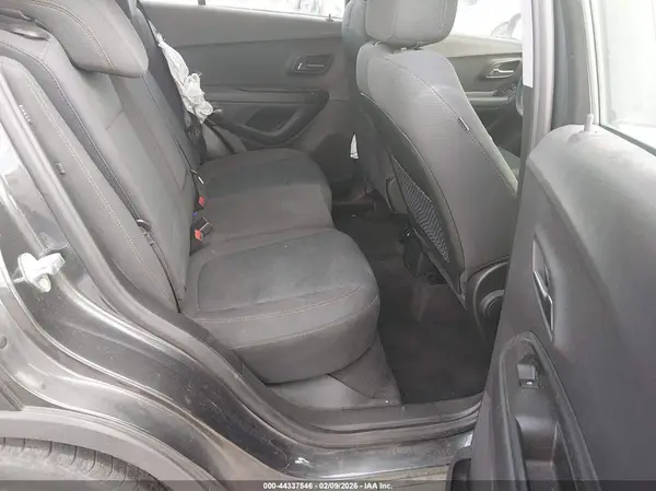 3GNCJKSB5KL328791 2019 CHEVROLET TRAX - Image 8