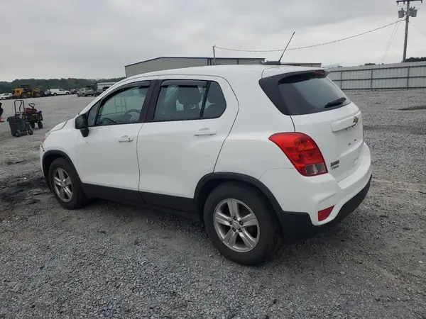 3GNCJKSB5KL346031 2019 CHEVROLET TRAX - Image 2