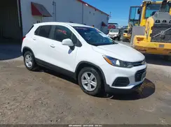 3GNCJKSB5KL355960 2019 CHEVROLET TRAX