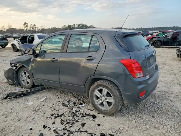 3GNCJKSB5KL373794 2019 CHEVROLET TRAX - Image 2