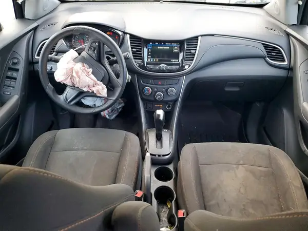 3GNCJKSB5KL373794 2019 CHEVROLET TRAX - Image 8
