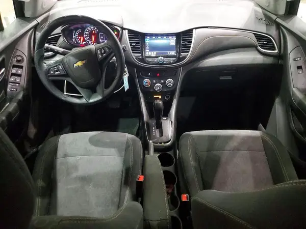 3GNCJKSB5KL375688 2019 CHEVROLET TRAX - Image 8