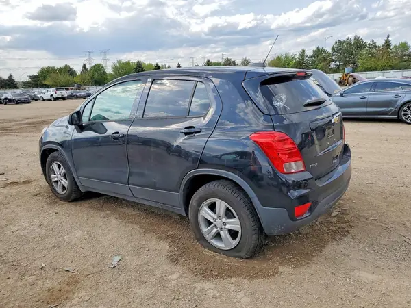 3GNCJKSB5KL387565 2019 CHEVROLET TRAX - Image 2