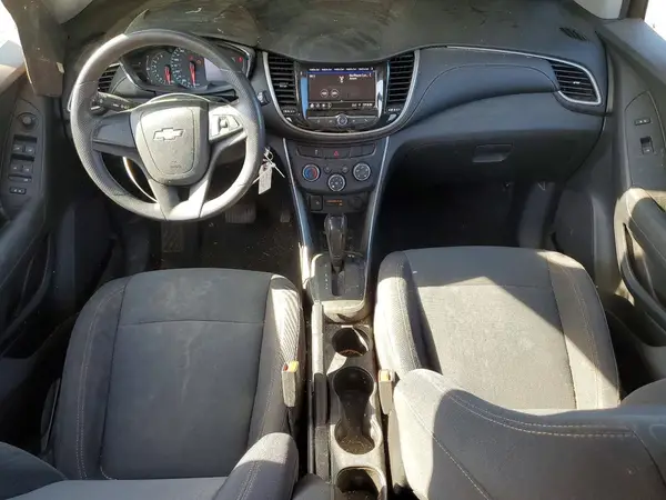 3GNCJKSB5LL107211 2020 CHEVROLET TRAX - Image 8