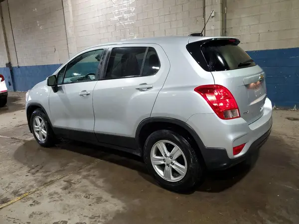 3GNCJKSB5LL120850 2020 CHEVROLET TRAX - Image 2