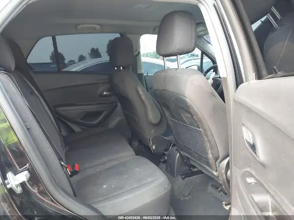 3GNCJKSB5LL122632 2020 CHEVROLET TRAX - Image 8