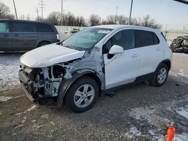 3GNCJKSB5LL127586 2020 CHEVROLET TRAX - Image 1
