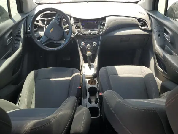 3GNCJKSB5LL142511 2020 CHEVROLET TRAX - Image 8