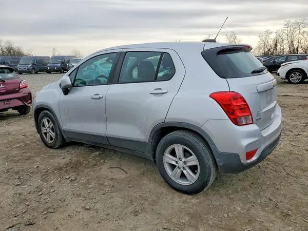 3GNCJKSB5LL162547 2020 CHEVROLET TRAX - Image 2