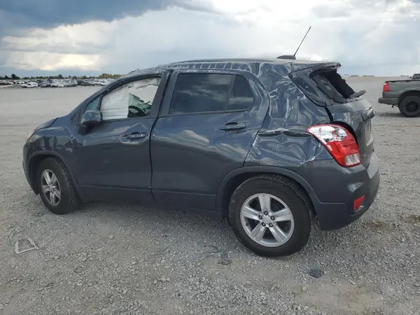 3GNCJKSB5LL176982 2020 CHEVROLET TRAX - Image 2