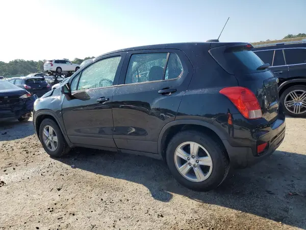 3GNCJKSB5LL177243 2020 CHEVROLET TRAX - Image 2