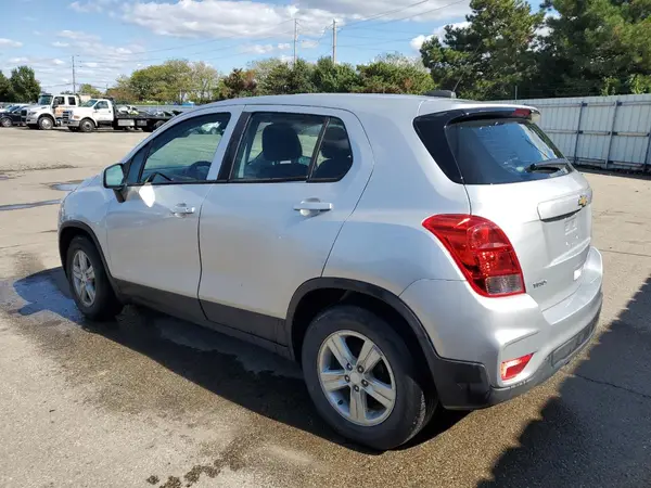 3GNCJKSB5LL177694 2020 CHEVROLET TRAX - Image 2