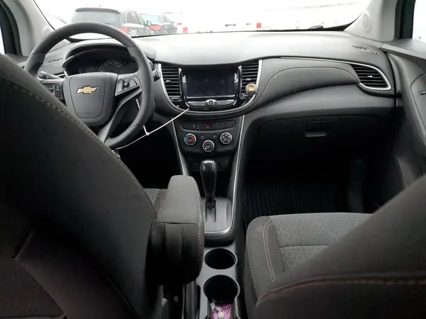 3GNCJKSB5LL178666 2020 CHEVROLET TRAX - Image 8