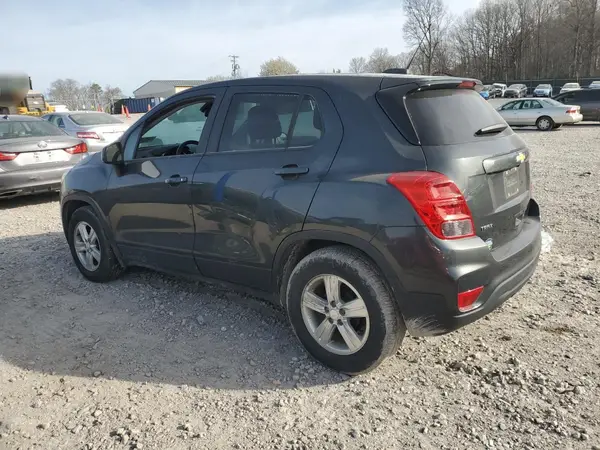 3GNCJKSB5LL184273 2020 CHEVROLET TRAX - Image 2