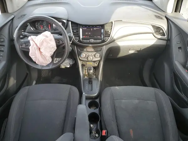 3GNCJKSB5LL184273 2020 CHEVROLET TRAX - Image 8