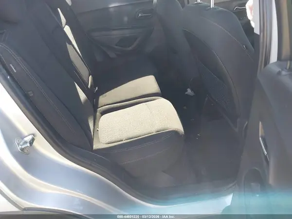 3GNCJKSB5LL189201 2020 CHEVROLET TRAX - Image 8