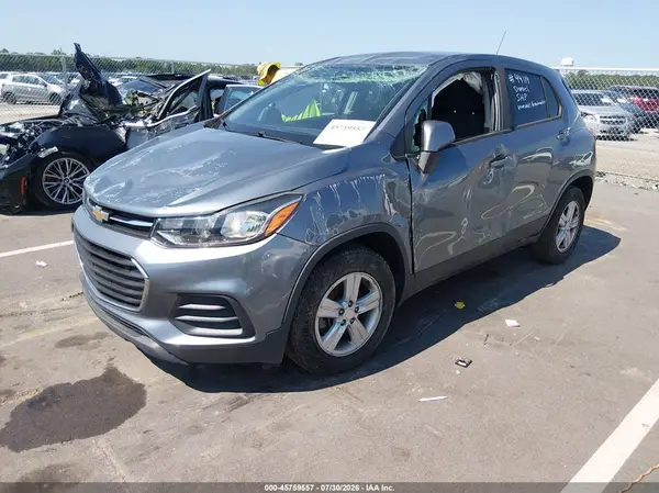 3GNCJKSB5LL192115 2020 CHEVROLET TRAX - Image 2