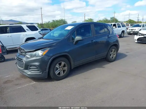 3GNCJKSB5LL201198 2020 CHEVROLET TRAX - Image 2