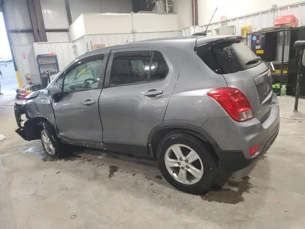 3GNCJKSB5LL207552 2020 CHEVROLET TRAX - Image 2