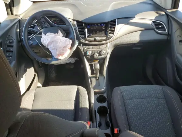 3GNCJKSB5LL212167 2020 CHEVROLET TRAX - Image 8