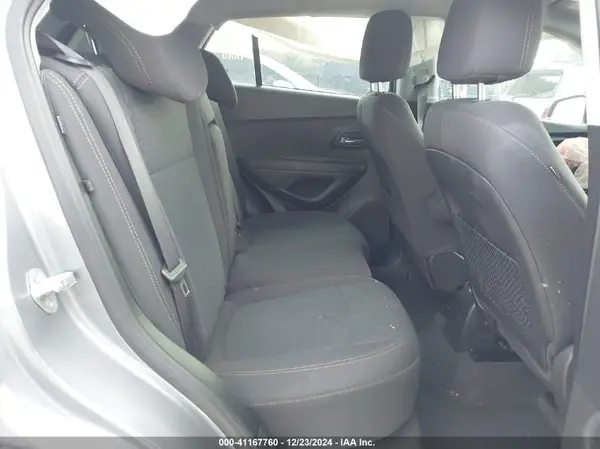 3GNCJKSB5LL215425 2020 CHEVROLET TRAX - Image 8