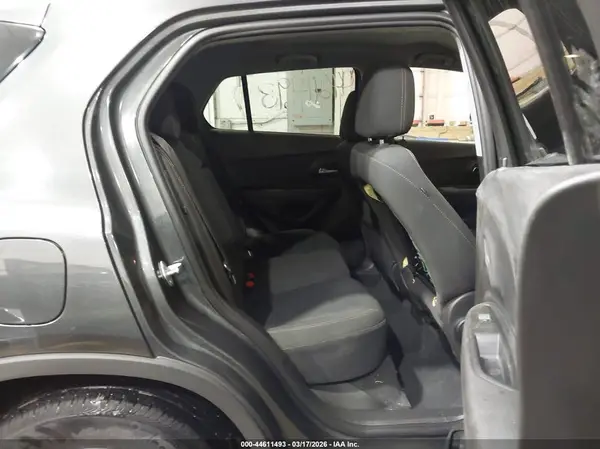 3GNCJKSB5LL221791 2020 CHEVROLET TRAX - Image 8