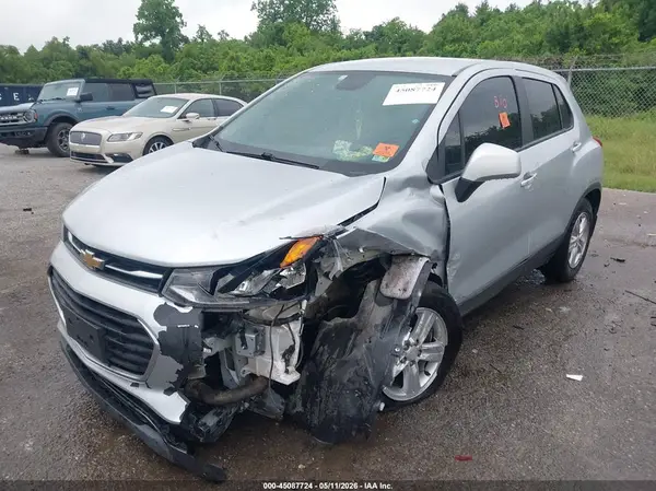 3GNCJKSB5LL223296 2020 CHEVROLET TRAX - Image 2