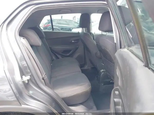 3GNCJKSB5LL248117 2020 CHEVROLET TRAX - Image 8