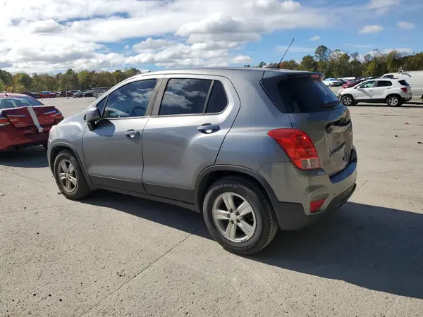 3GNCJKSB5LL248974 2020 CHEVROLET TRAX - Image 2