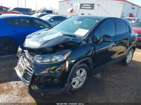 3GNCJKSB5LL289802 2020 CHEVROLET TRAX - Image 2