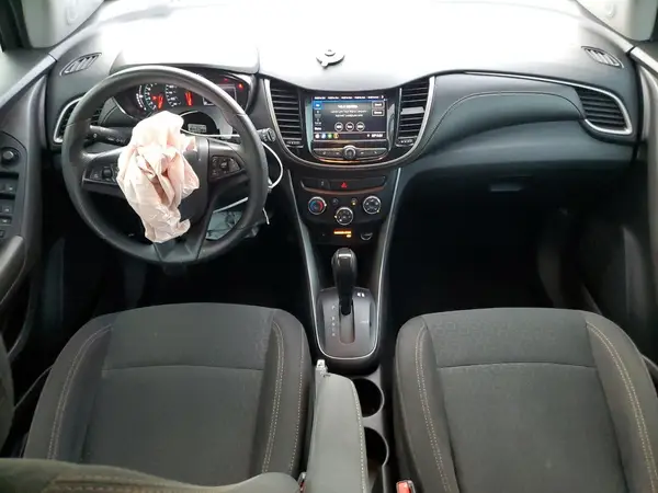 3GNCJKSB5LL307196 2020 CHEVROLET TRAX - Image 8