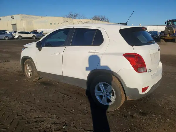 3GNCJKSB5LL318148 2020 CHEVROLET TRAX - Image 2