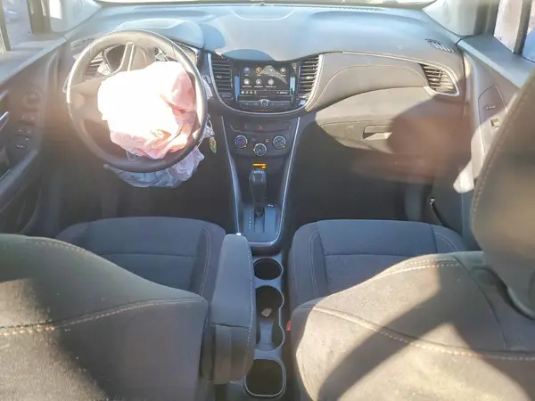 3GNCJKSB5LL318148 2020 CHEVROLET TRAX - Image 8